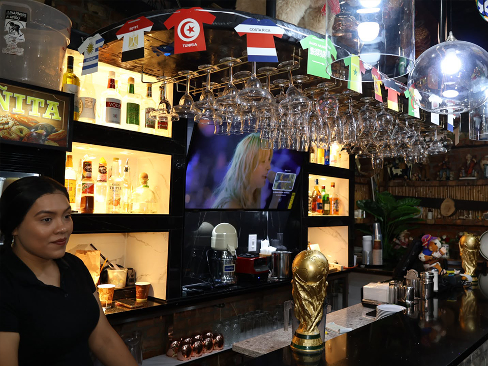 Ambiente del restaurante ecuatoriano Linda Azogueñita en Corona, Queens — foto 3